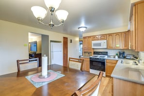 Interior - Central Apt in Cheektowaga w/ Private Deck! (Buffalo)