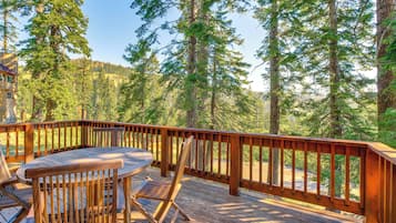 ู
ูุฒู (3 Bedrooms) | ุงูู
ูุดุฃุฉ ู
ู ุงูุฏุงุฎู