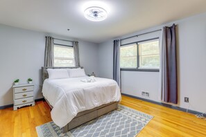 Interior - Decatur Apartment ~ 11 Mi to Downtown Atlanta! (Decatur)