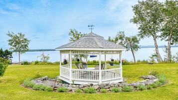 Apartment (0 Bedroom) | Interior