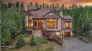 Exterior - Short Walk to Ski Lifts | Boulder Ridge Retreat (Breckenridge)