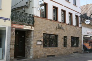 Exterior - Landgasthof Hotel Rebe (Alzey)