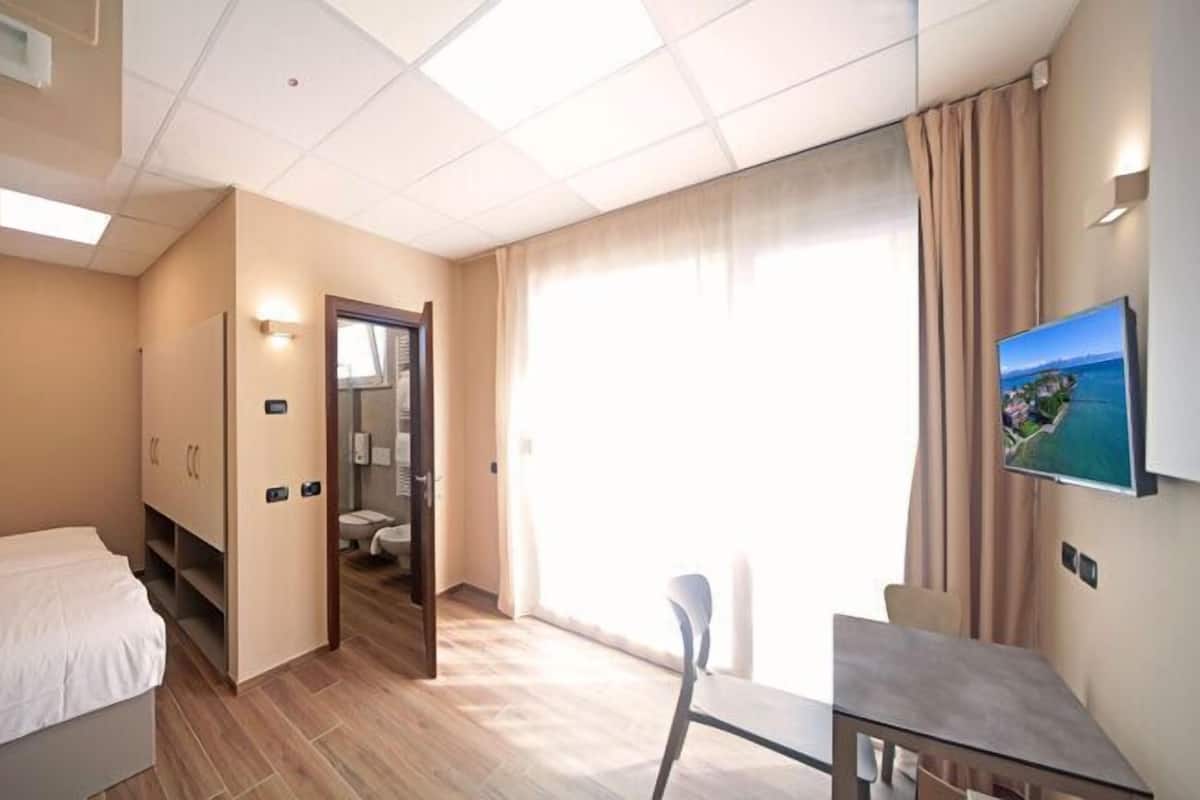 Classic-Studio, Balkon, eingeschränkter Seeblick