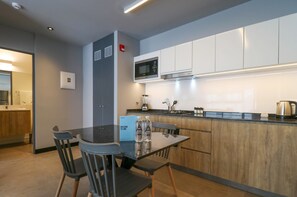 Apartment | 1 bedroom, Internet - w Awesome 1BR w Lovely Deco in San Isidro (Lima)