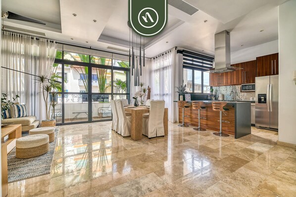 2 bedrooms, Internet - Alcazar No 2 in Jalisco (Puerto Vallarta)