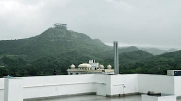 Deluxe Room | Mountain view