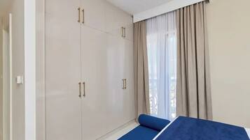 1 chambre, fer et planche à repasser, Wi-Fi, draps fournis