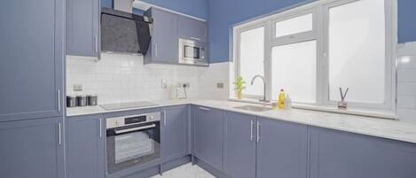 Fridge, microwave, oven, dishwasher