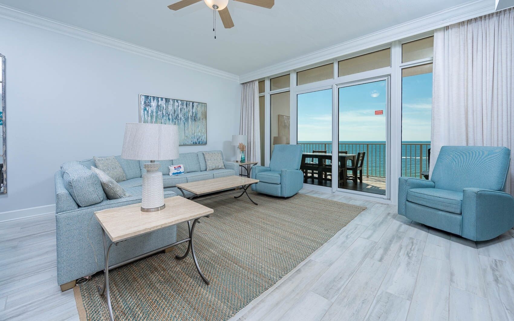 Condo, 3 Bedrooms | Living area