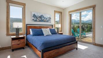 Condo, 3 Bedrooms