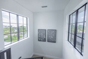 Interior - Catchlight House at Lunara Bay (Key West)