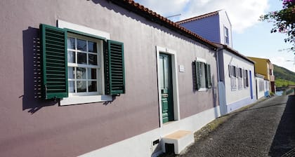 Casa Volta do Mar in Porto Pim, Horta