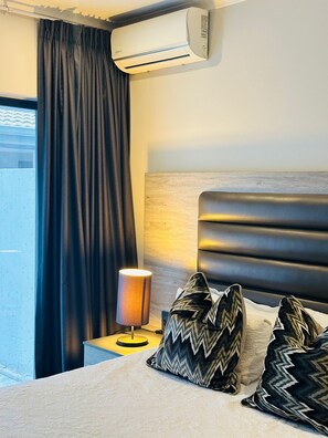 2 slaapkamers, een strijkplank/strijkijzer, wifi, beddengoed