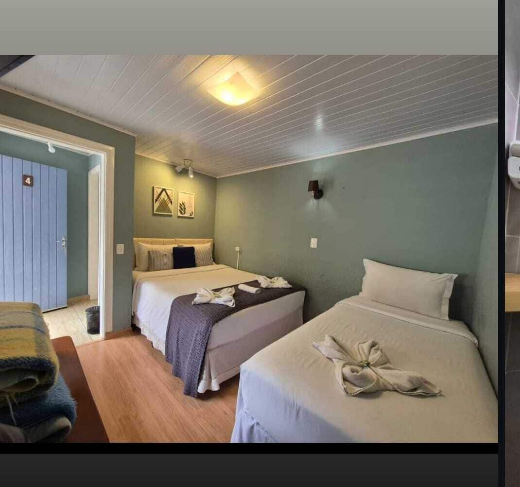 Classic Triple Room | Minibar, free WiFi