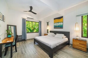 6 dormitorios, escritorio, tabla de planchar con plancha y wifi