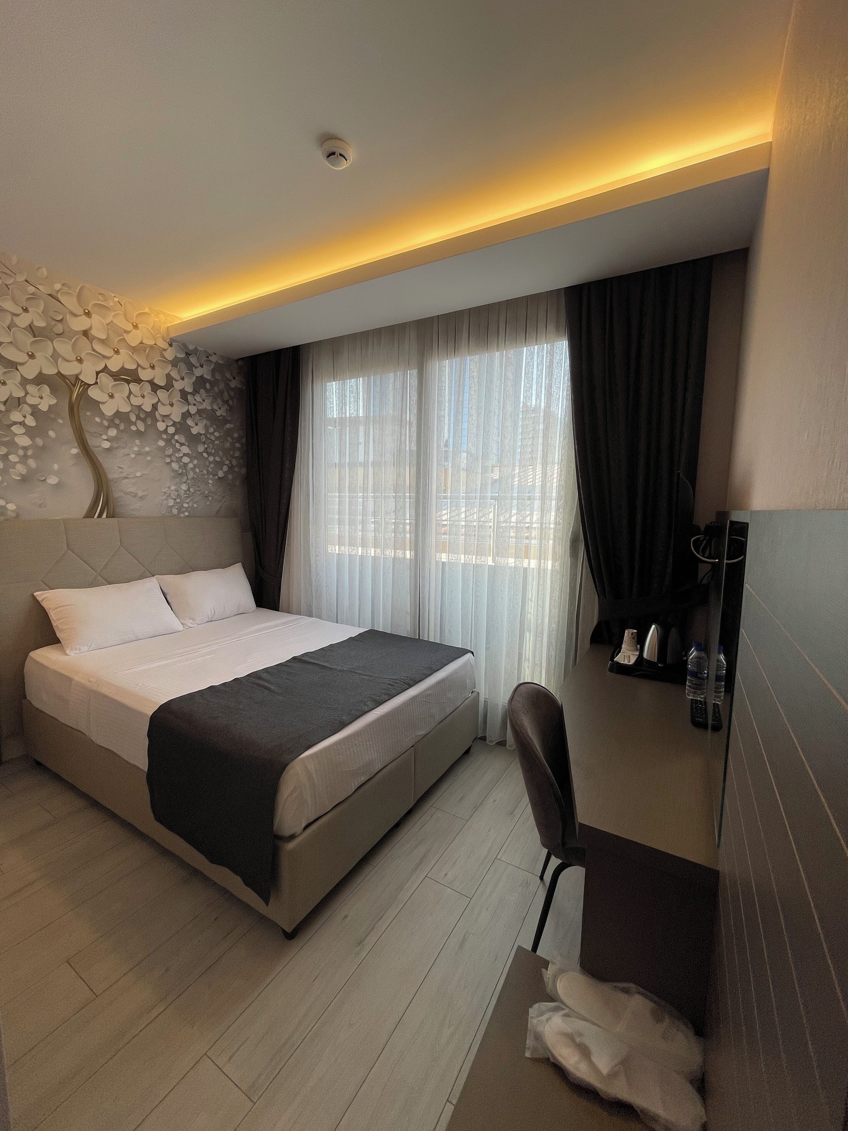 Photo - Mithras Hotel