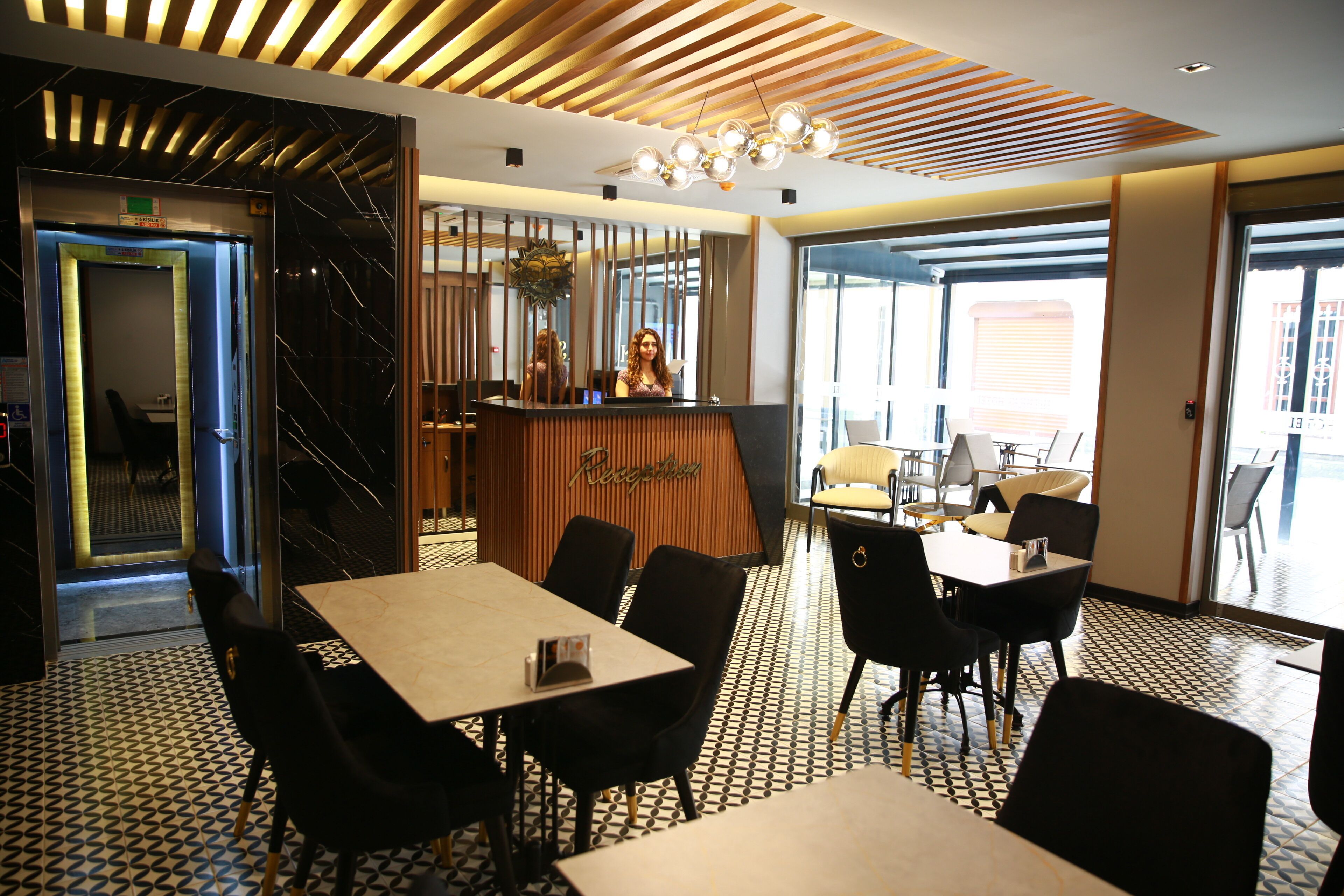 Photo - Mithras Hotel