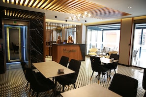 Interior - Mithras Hotel (Izmir)