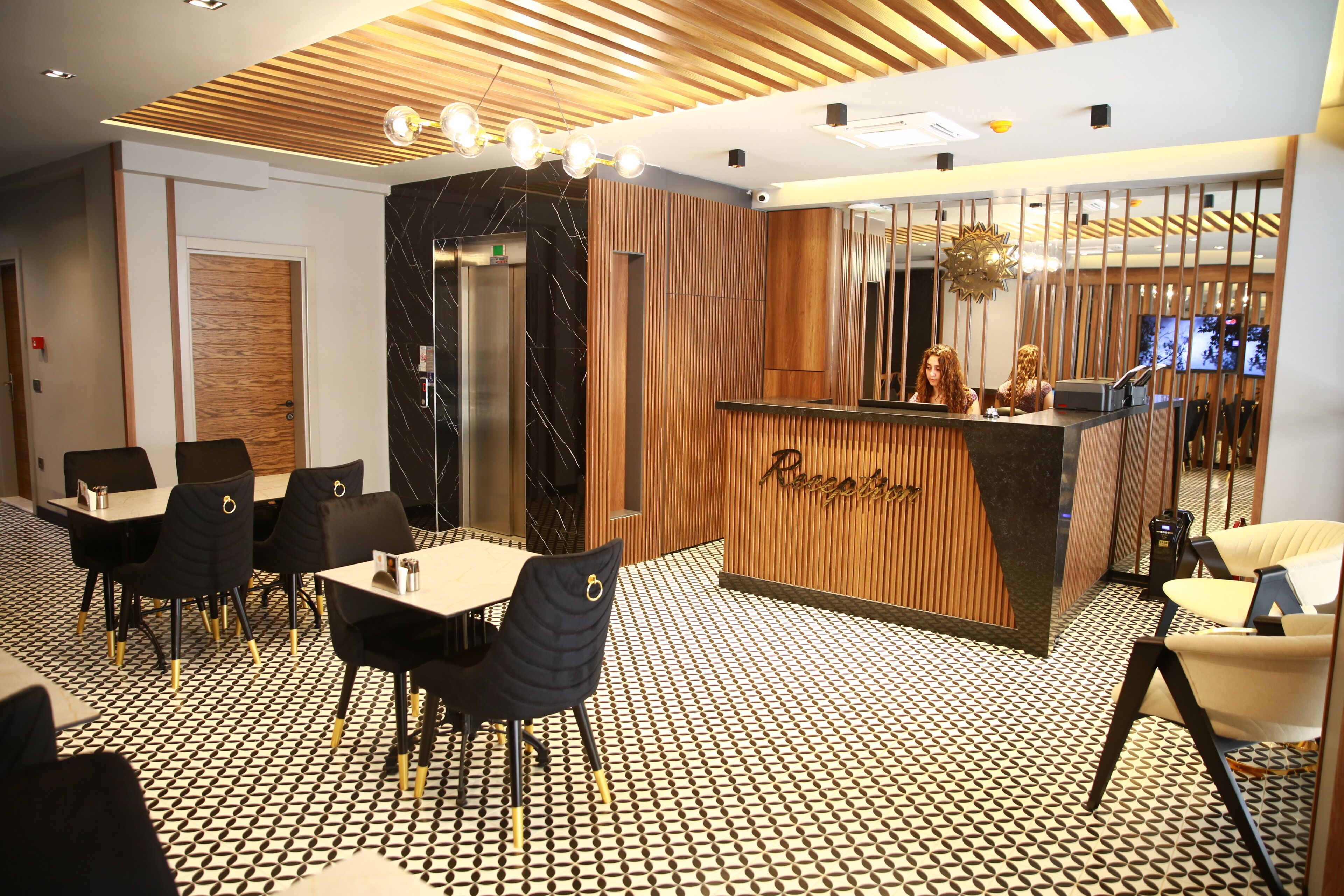 Photo - Mithras Hotel