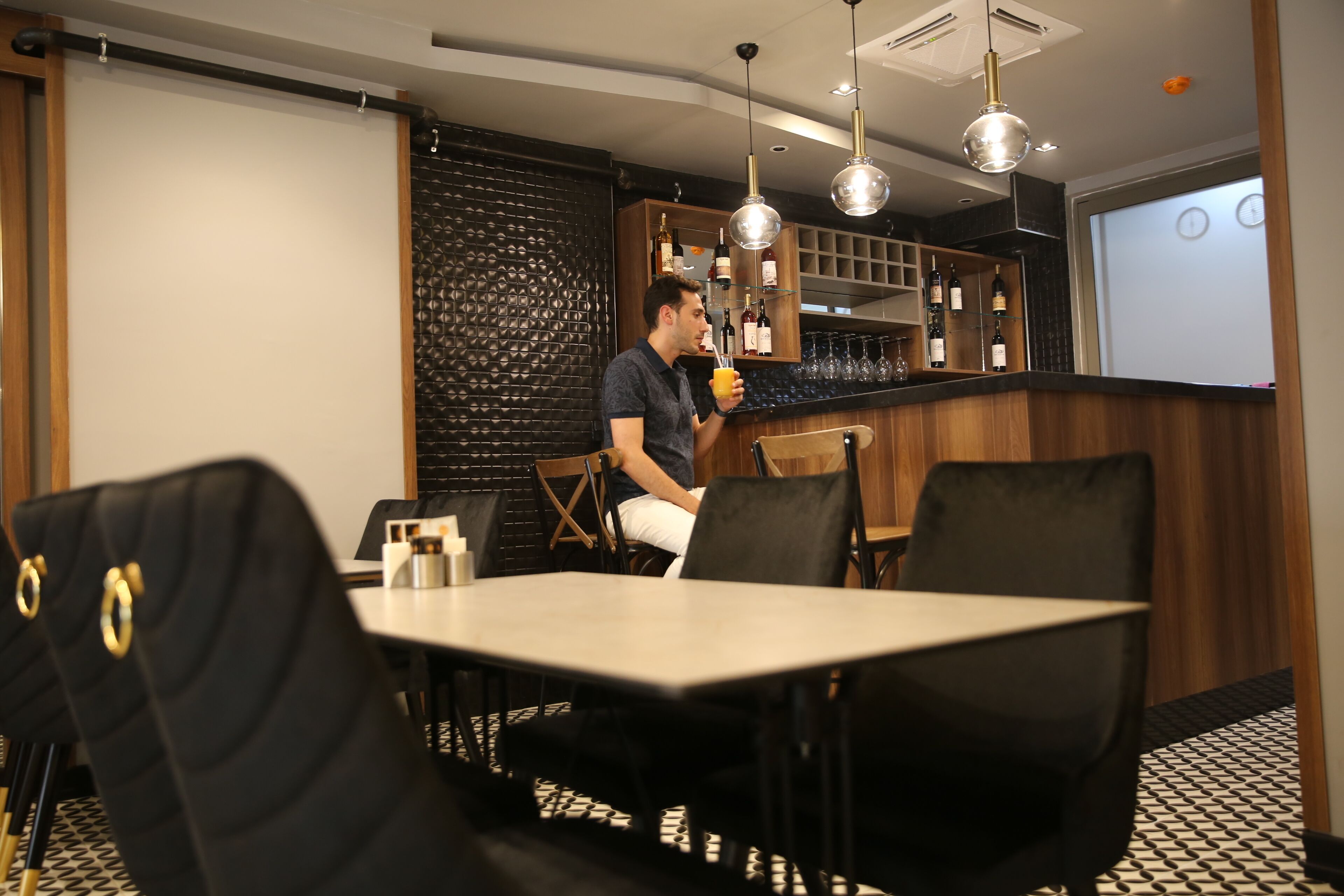 Photo - Mithras Hotel