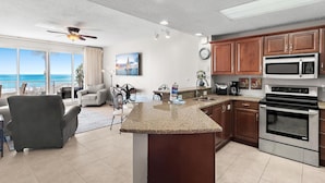 Unclassified image, 4 of 81, button - Sterling Sands 103 (Destin)