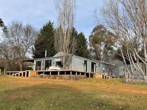 Exterior - Oro, luxury immersed in nature. Serenity on the outskirts of Bright.      (Ovens)