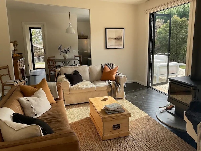 Oro, Luxury Immersed In Nature. Serenity On The Outskirts Of Bright. - Myrtleford