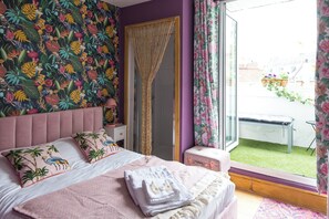 4 bedrooms, iron/ironing board, WiFi, bed sheets - Penthouse Flat London (London)