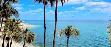 A la platja