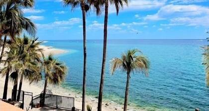 Paloma Jr. Suites 2nd Floor 2-rooms -patio & ocean view