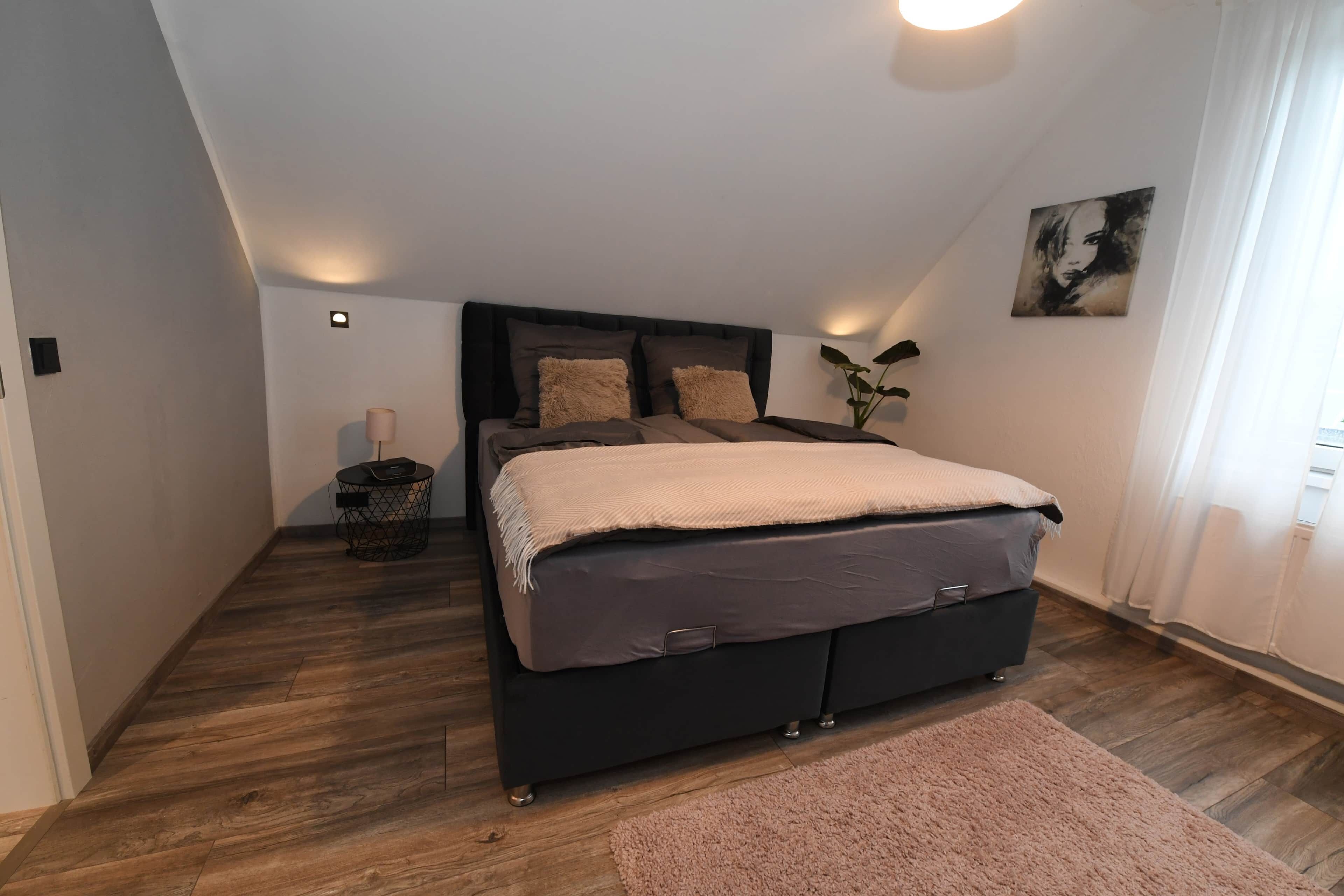 2 Schlafzimmer, Schreibtisch, WLAN, Bettwäsche