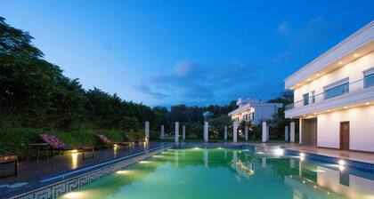 Corbett The Regnum Resort