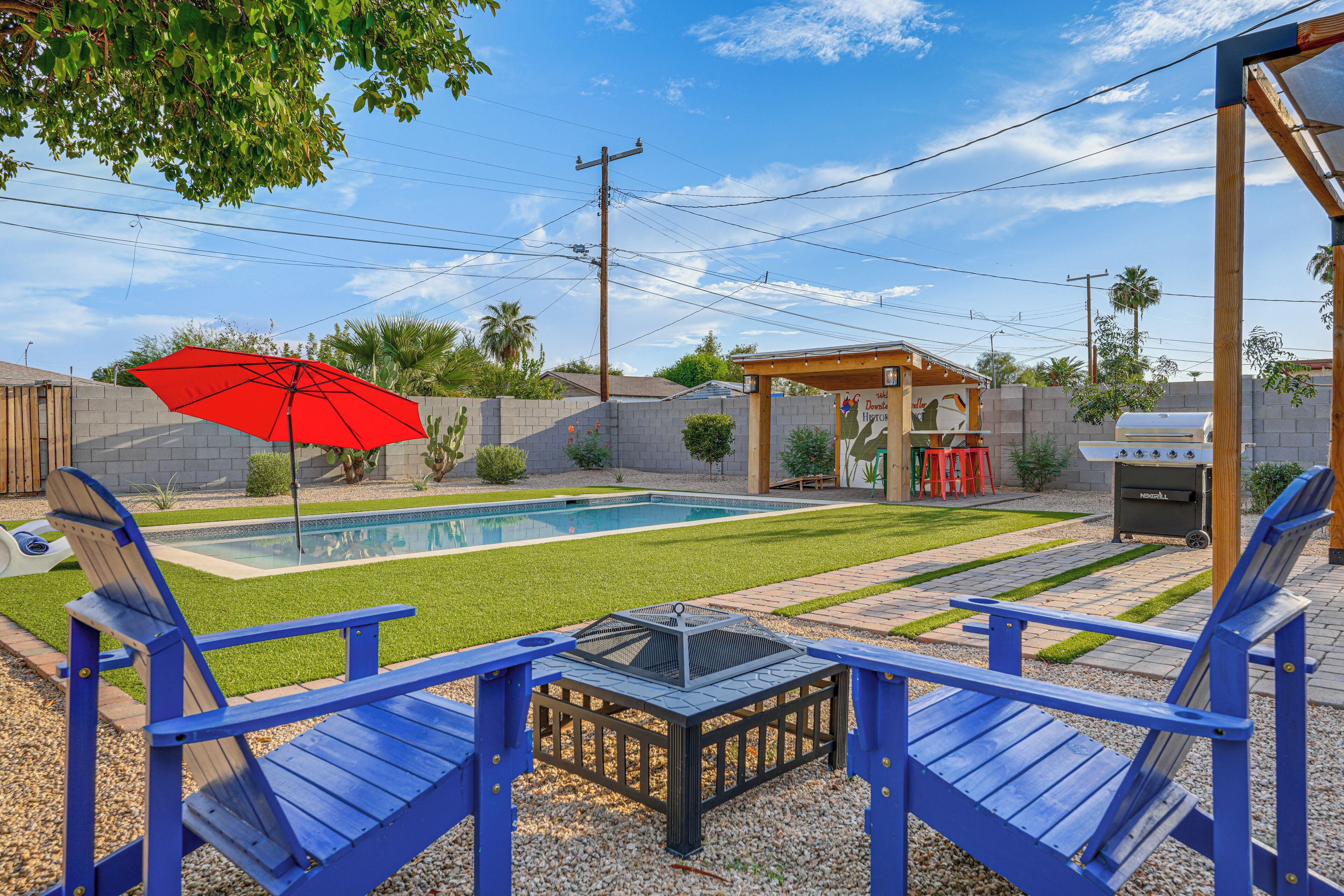 Chandler Home 1/2 Mi to Dtwn w/ Backyard Oasis!