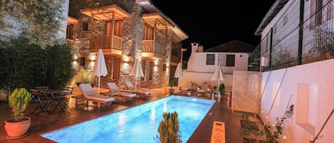 Front of property – evening/night
