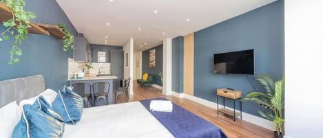 1 bedroom, iron/ironing board, free WiFi, bed sheets