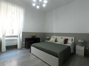 2 bedrooms, iron/ironing board, free WiFi