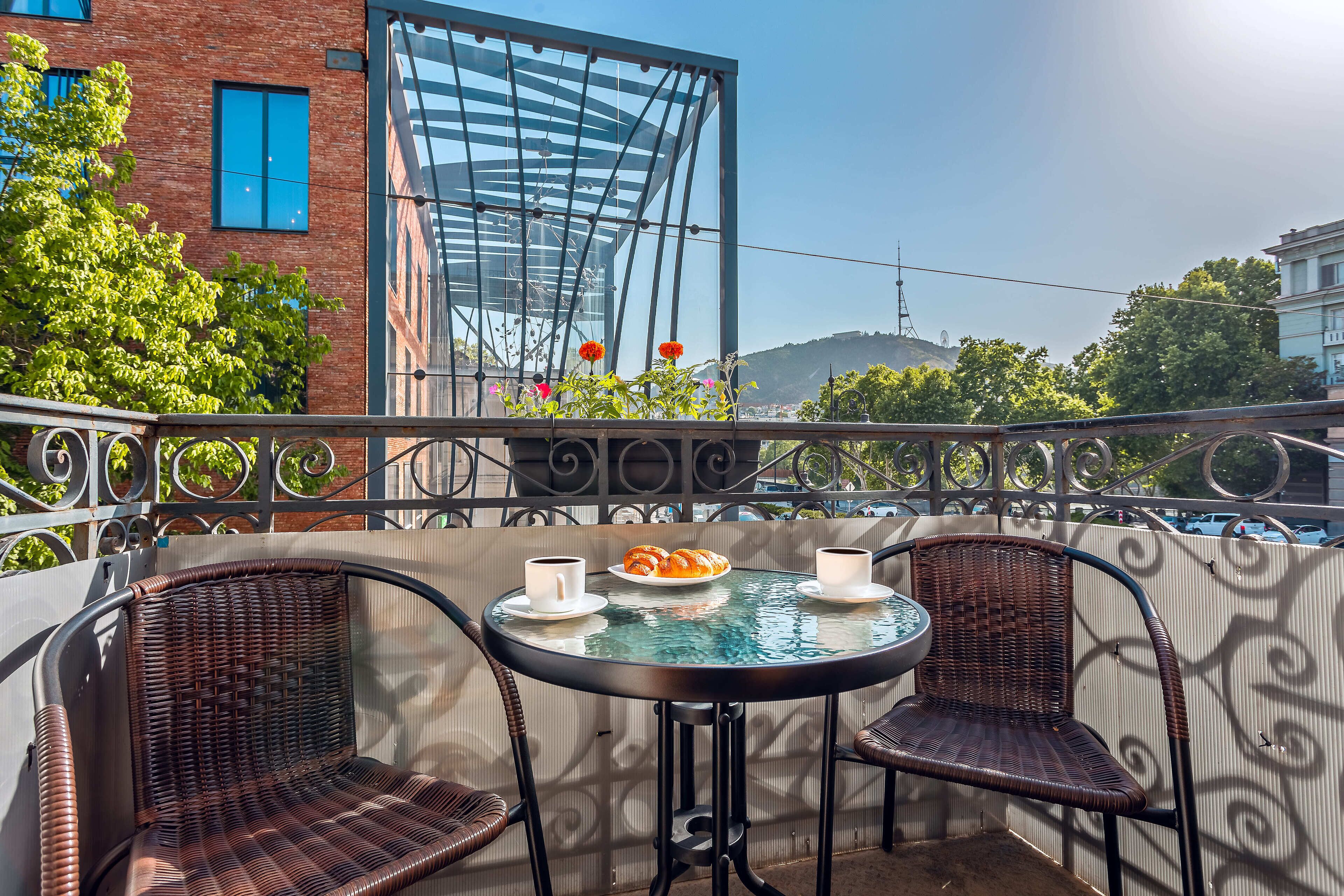 Standard Triple Room | Terrace/patio