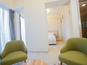 1 bedroom, iron/ironing board, WiFi, bed sheets - Zarafa Suites - Suite #3 (Nairobi)