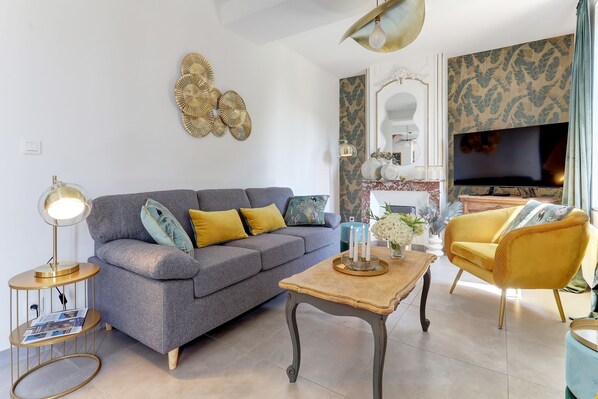 Téléviseur, lecteur de DVD