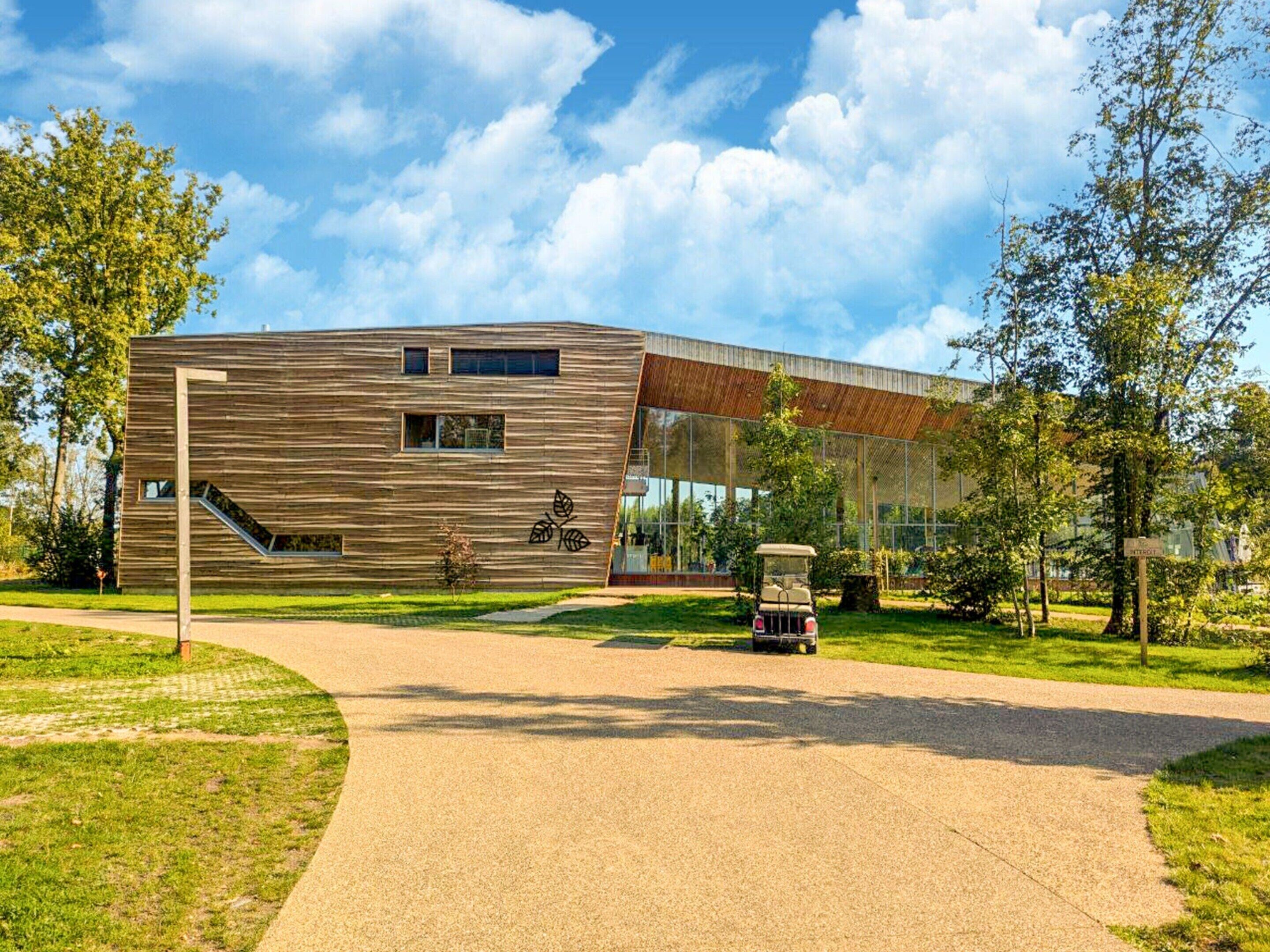 House | Bahagian luar