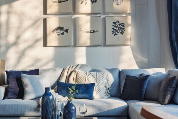 House | Living area - Elegant Mansion With Pools (Antoing)