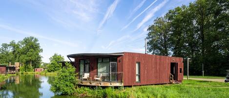 Bungalow | Exterior