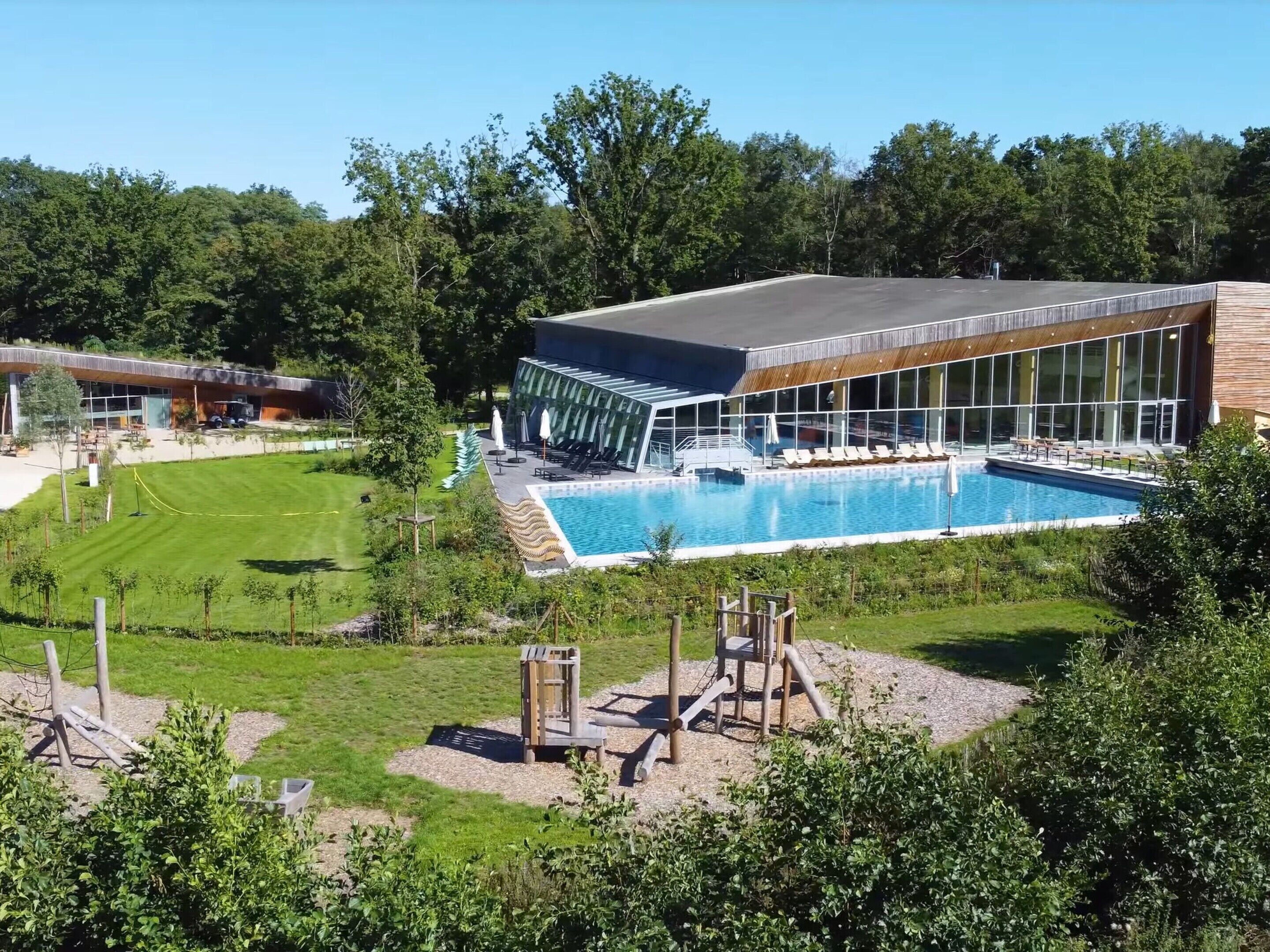 House | Pool | Outdoor pool