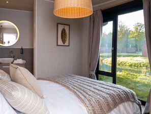 Bungalow | 2 bedrooms, individually furnished, bed sheets - Escape With Pool & Charm (Antoing)