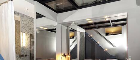 1 chambre, fer et planche à repasser, Wi-Fi, draps fournis