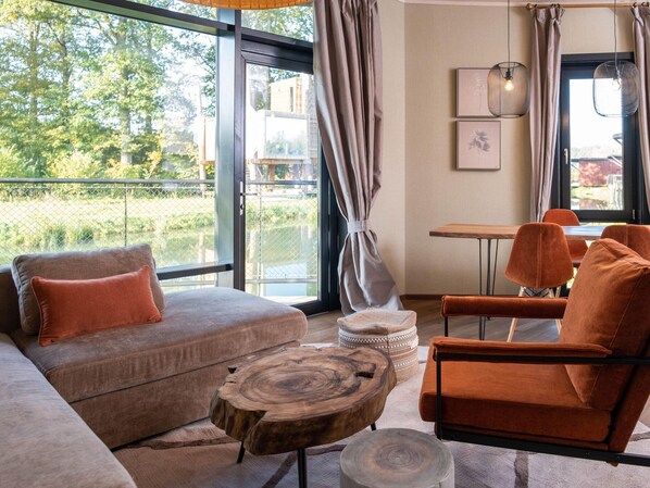 Bungalow | Oppholdsområde