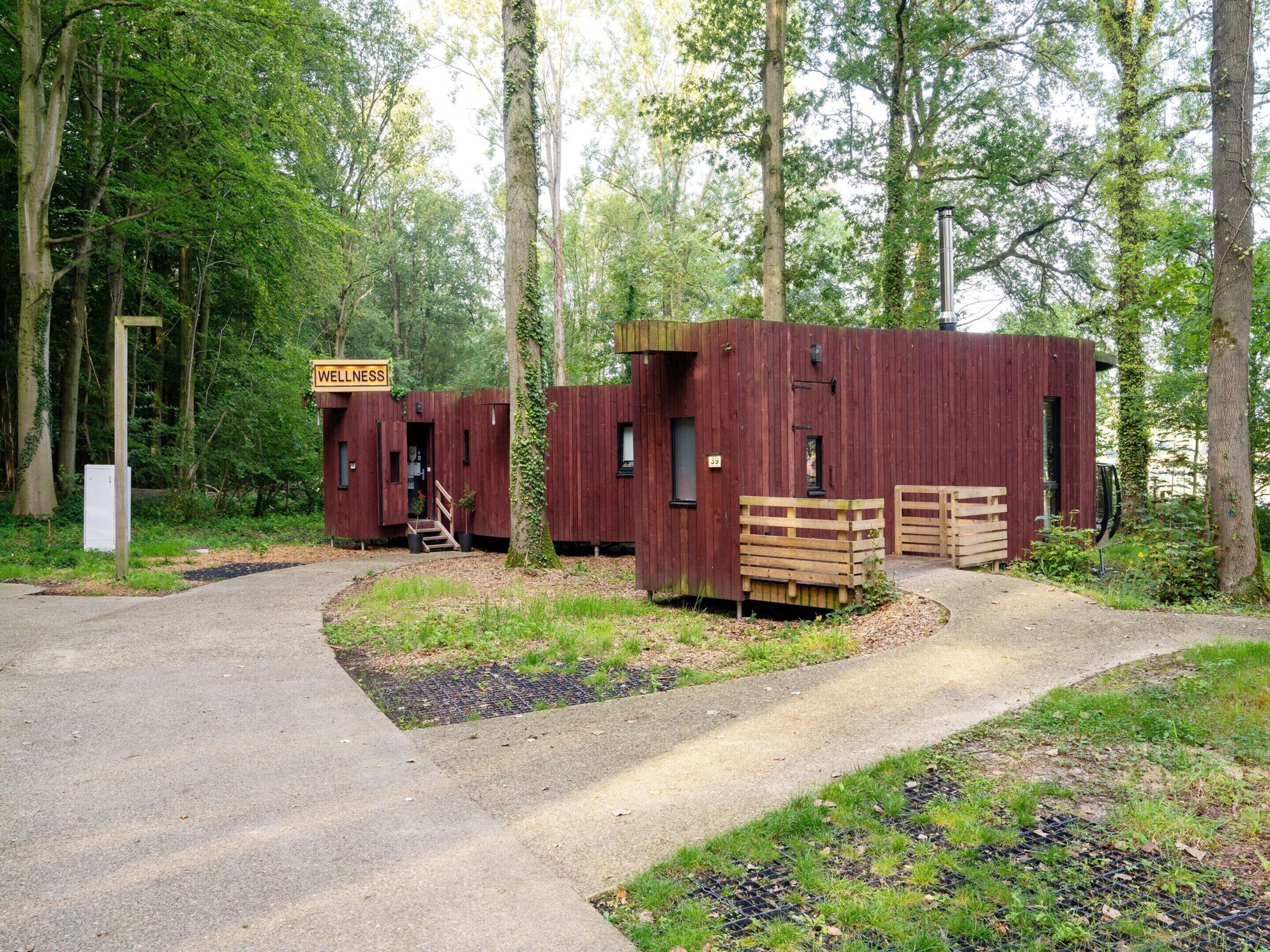 Einnar hæðar einbýlishús | Fyrir utan