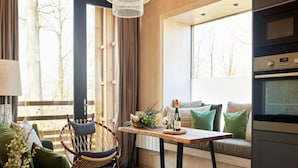Cottage | Living room - Belvilla Picturesque Cabin in Nature (Antoing)