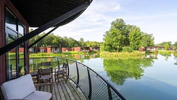 Cottage | Pool | Indoor pool, outdoor pool