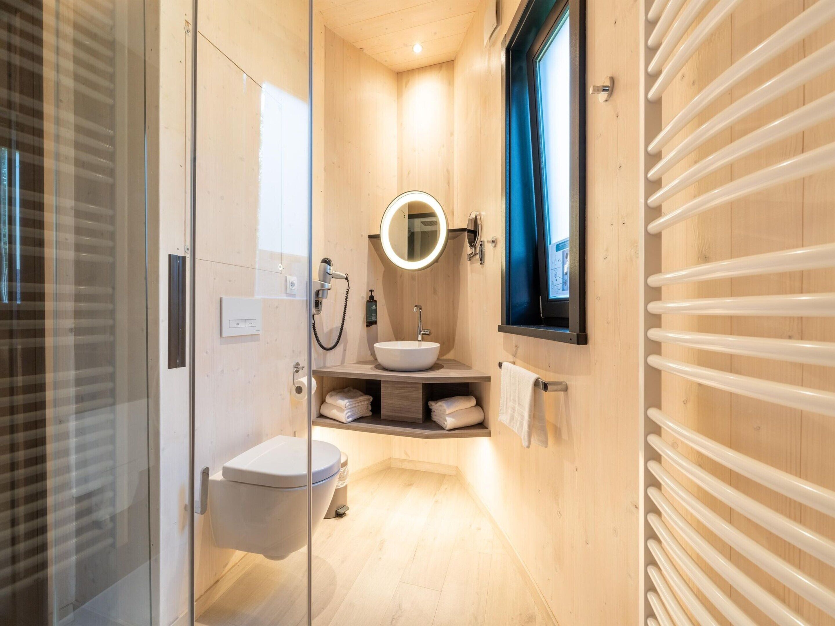 Cottage | Bathroom